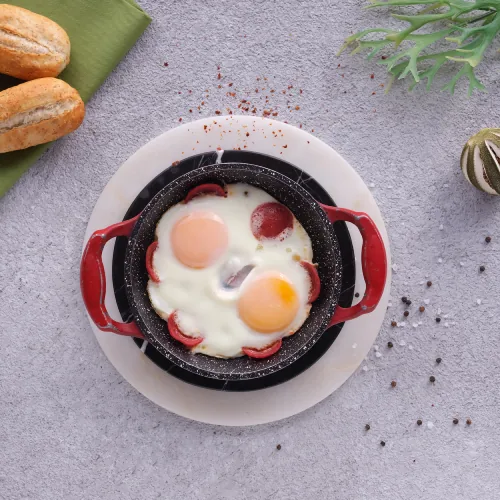 Sahanda Sucuklu Yumurta